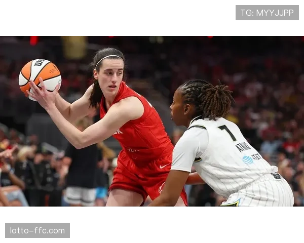 芝加哥天空队迪乔奈·卡林顿接受脚部手术，移除植入硬件